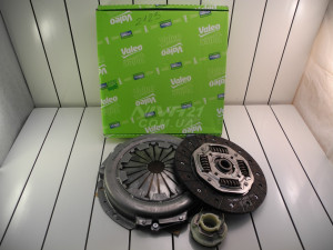 Сцепление ваз 2123 шевроле нива (комплект) VALEO