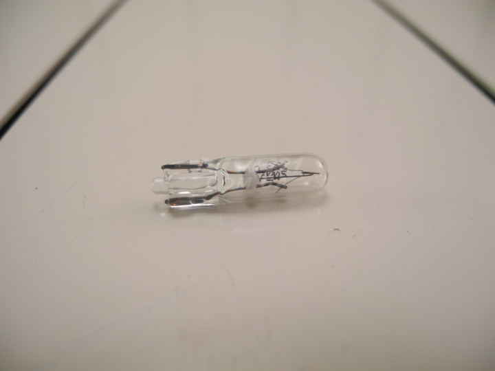Лампа 17037 (12v 1.2w) Narva